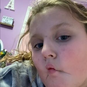 Meet your Posher, Addison